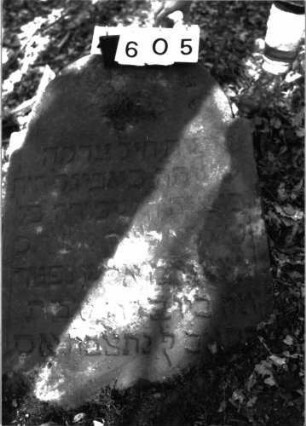 Grabstein 605
