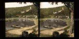 Blick über Necker auf Dorf und Schloss Zwingenberg