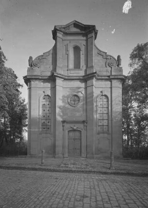 Katholische Pfarrkirche zur Heiligen Dreifaltigkeit & Dreifaltigkeitskirche
