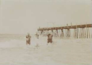 Great Salt Lake: Bathing at Saltair