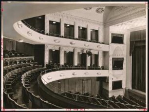 Theaterbau des Komödienhauses, Berlin: Ansicht Zuschauerraum und Proszenium