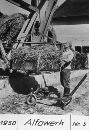 Fotografie: Gülle- und Entmistungstechnik, Festmist, Greiferanlage