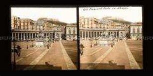 Piazza Plebiscito mit zwei Reiterstatuen, Neapel