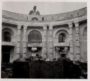 Berlin, Zerstörte Sankt-Hedwigs-Kathedrale, innen