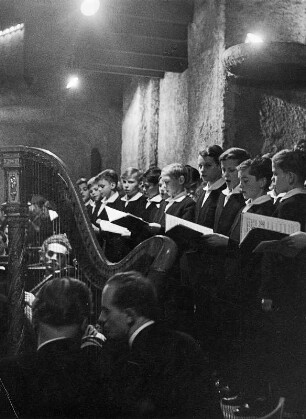 Dresden. Kreuzkirche, Inneres, Kreuzchor und Orchester