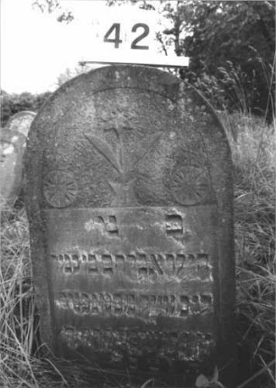 Grabstein 42