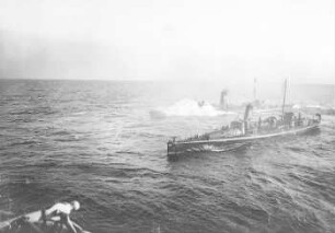 Deutsche Torpedoboote : Technikgeschichte | Navigare necesse est... - Altes und modernes Schiffahrtswesen | Entwicklung des modernen Kriegsschiffes