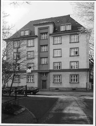 Frankfurt, Löwengasse 32