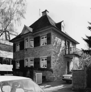 Wohnhaus, Villa; Heppenheim, Walther-Rathenau-Straße 6