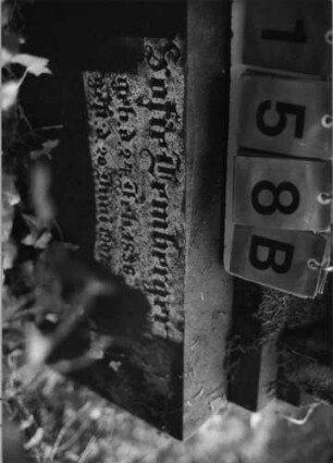 Grabstein 158 (neu: 752): Grabstein 158B (neu: 752 Nachholaufnahme)