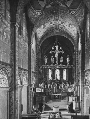 Braunschweig, sog. Dom, St. Blasii, nach Osten, mit Grabmal Heinrichs des Löwen und der Herzogin Mathilde