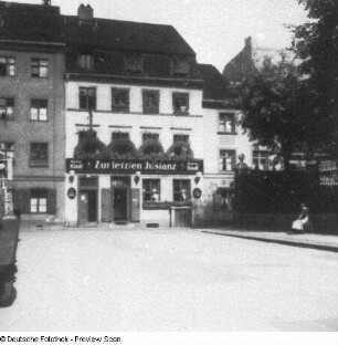 Berlin. Wohn- und Geschäftshaus, Gasthaus "Zur letzten Instanz", Waisenstraße 15