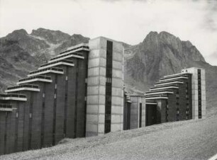 Der Wintersportort La Mongie am Tourmalet-Paß im Sommer