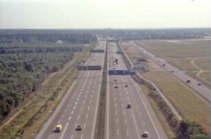 Autobahn, 10-spurig, Frankfurt - Darmstadt