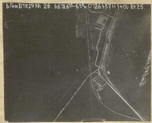 Kreuzung der Bahn Feldmoching mit Straße Schleißheim-Feldmoching und Würmkanal südl. Schleißheim (1400 m)