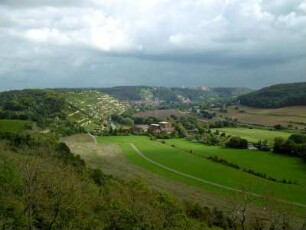 Freyburg: Stadtansicht mit der Neuenburg