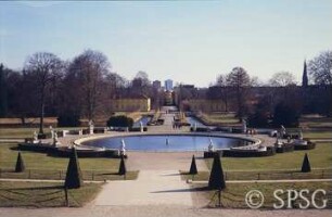 Potsdam, Park Sanssouci, Parterre Große Fontäne, Blick nach Süden auf die Große Fontäne.
