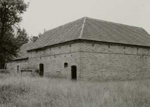 Krauschwitz-Pechern, Stall- u. Scheunengebäude, um 1900