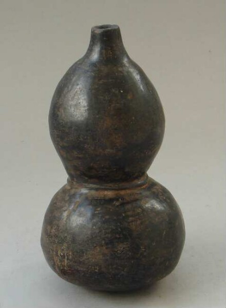 Clay vessel