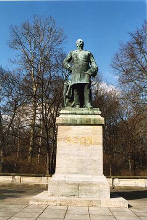 Roon-Denkmal