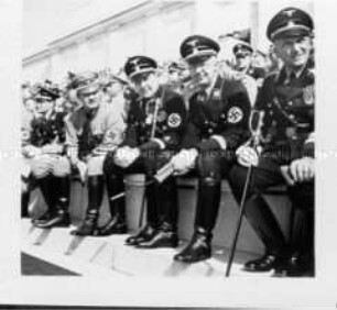 Raumbildband. Reichsparteitag der Arbeit. 100 Bilder. Appell des Reichsarbeitsdienstes.