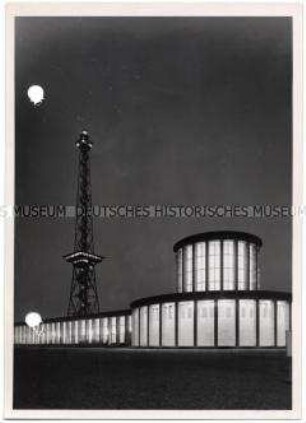 Berlin, Charlottenburg, Funkturm und Ausstellungsgelände bei Nacht