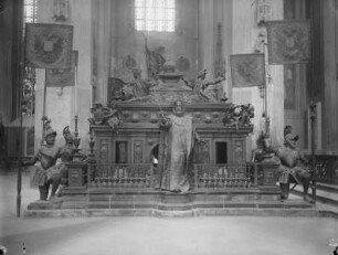 Grabmonument Kaiser Ludwig des Bayern (+1347)