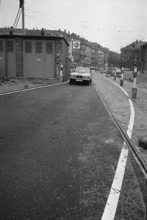 Bau der neuen Straßenbahn-Gleisstrecke in der Blücherstraße zwischen Kaiserallee und Moltkestraße