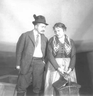 Rose Bernd. Drama von Gerhart Hauptmann. Staatsschauspiel Dresden, Neueinstudierung 14.10.1926 : Grethe Volckmar als Rose Bernd mit Friedrich Lindner als Christoph Flamm