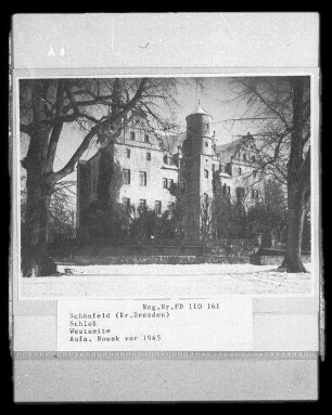 Schloss Schönfeld, Westseite