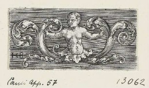 Querfüllung mit weiblicher Halbfigur