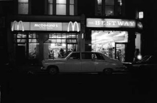 London : In London; mit Daimler