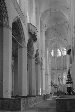 Stralsund. St.-Marien-Kirche, Langhaus gen Osten