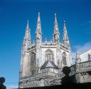 Catedral Santa María de Burgos — Capilla del Condestable — Kirchturm der Capilla del Condestable