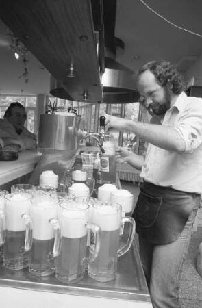 Erhöhung der Bierpreise bei den Karlsruher Brauereien Moninger und Hoepfner