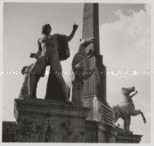 Rom, Hügel Quirinal, Plastiken der Dioskuren (Castor und Pollux)