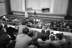 Streikabbruch der Studenten der Staatlichen Ingenieurschule