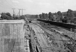 Bau der Staustufe Oberesslingen/Neckar
