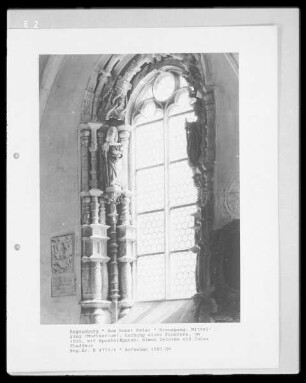 Apostelfigur der Fensterlaibung: Simon Zelotes