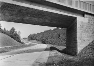 Rothschönberg, Straßenbrücke über die Autobahn zwischen Wilsdruff und Siebenlehn