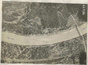 Isarbrücke bei Achering (mit Einzeichnungen) (1500 m)