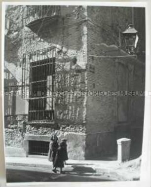 Straßenszene mit Kindern in Spanien
