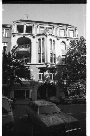 Kleinbildnegative: Mietshäuser, Motzstraße, 1983