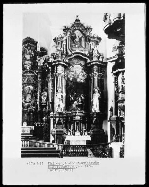 Südlicher Seitenaltar