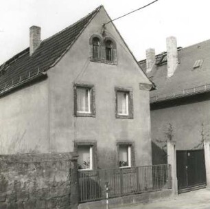 Dresden-Kaditz, Übigauer Straße 4. Bauernhof, Wohnstallhaus (1866)
