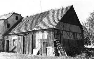 Puschwitz-Guhra. Ehem. Windmühlengehöft, Schuppen