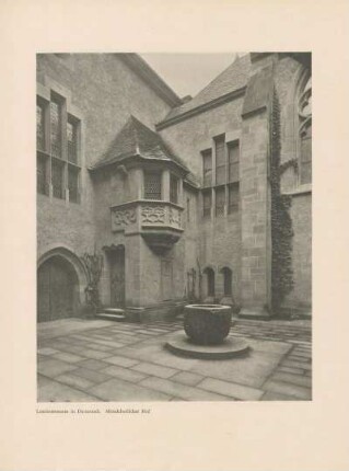 Landesmuseum in Darmstadt. Mittelalterlicher Hof
