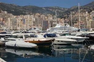 Monte Carlo - Hafen und Stadt : Hafen und Stadt Monte Carlo. 2006