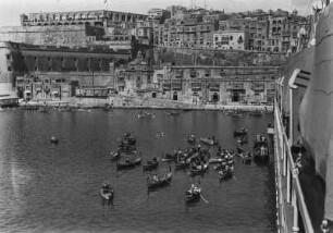 Valletta, Stadtansicht mit Hafen