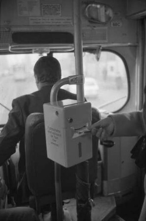 Automatische Fahrkartenentwertung in den Karlsruher Straßenbahnen